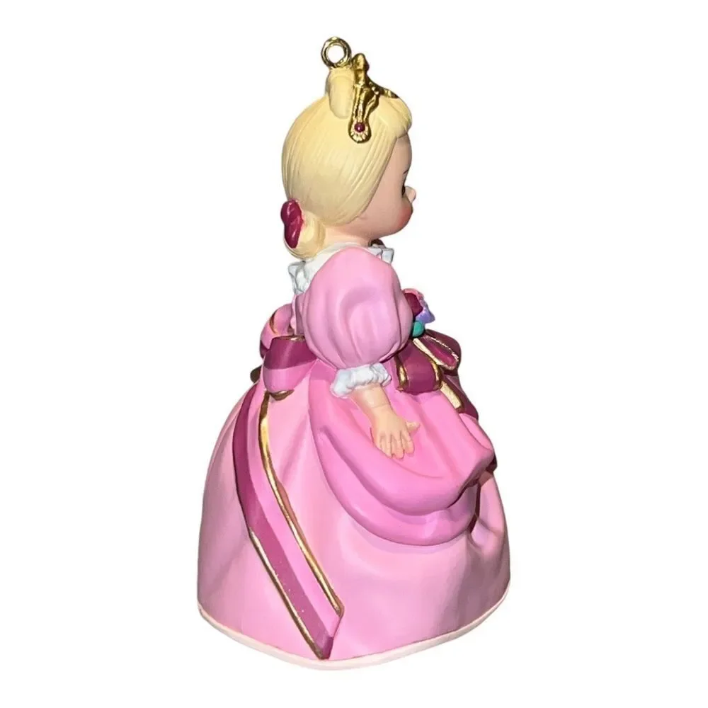 Hallmark Ornament Cinderella 1995 Madame Alexander Series #1 EUC